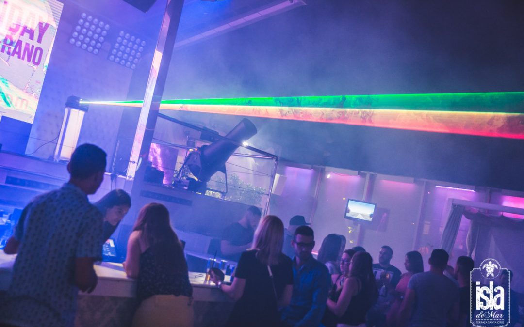 Viernes | 27 JUL 2018 | Terraza Isla de Mar